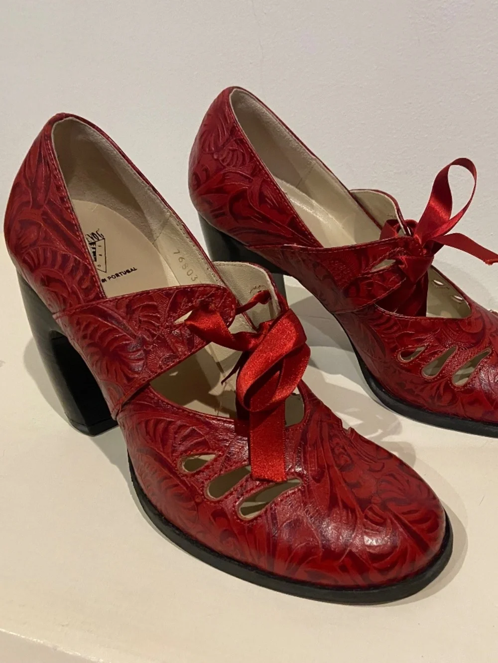 John Fluevog Red Tooled Leather Pumps, size 9 - DISCOUNTED SHIPPING